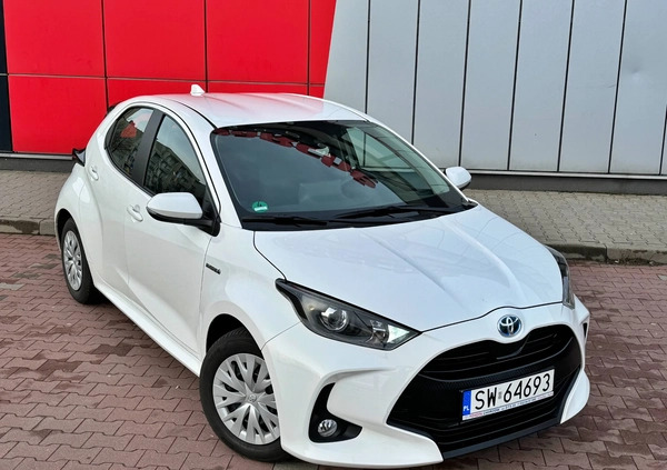 Toyota Yaris cena 78900 przebieg: 28120, rok produkcji 2022 z Brańsk małe 79